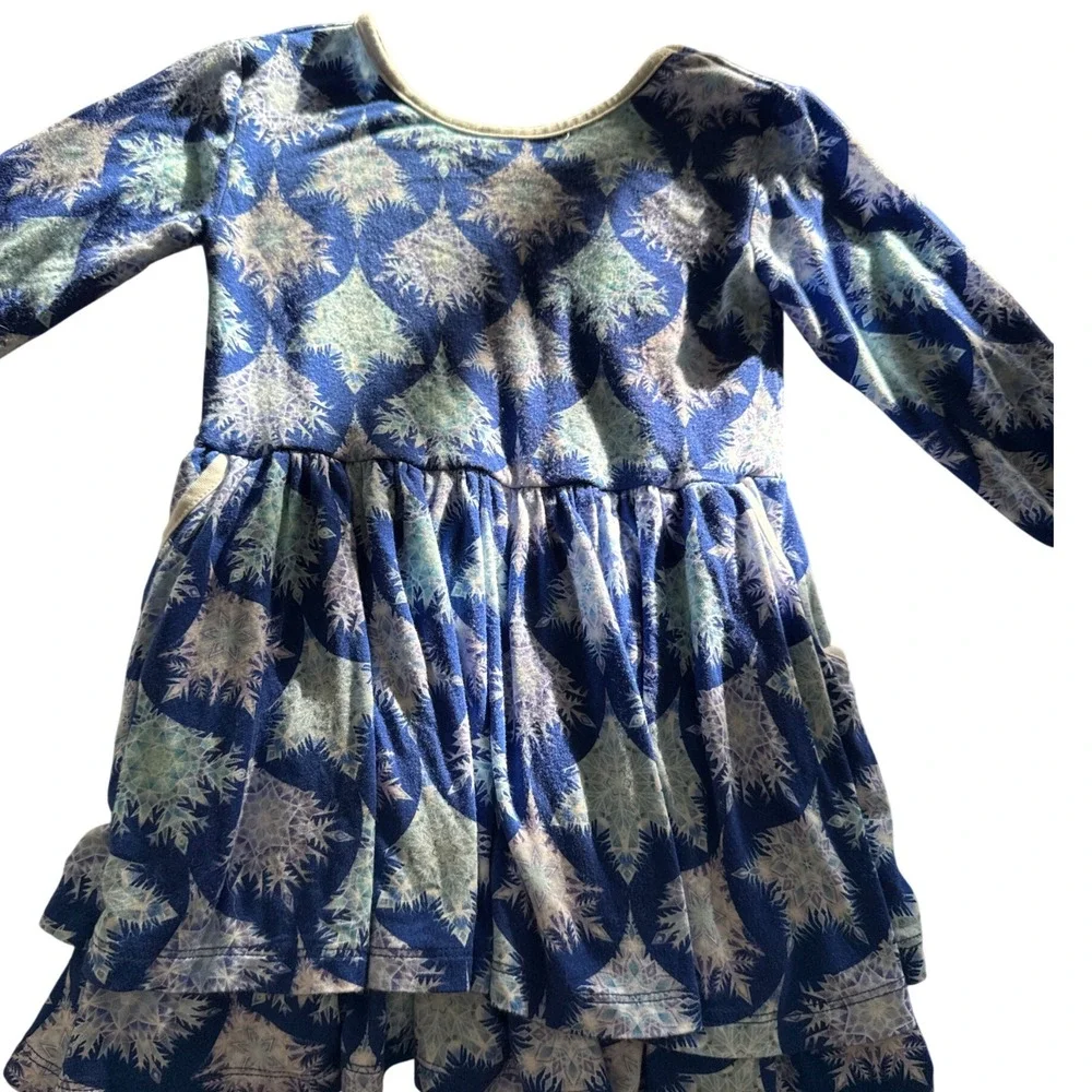 HANLYN COLLECTIVE Kids 2T‎ Blue Snowflake Ruffle Tiered Long Sleeve Dress